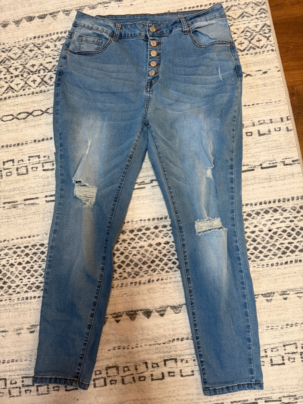 High-Rise Distressed Women’s Jeans - Light Blue